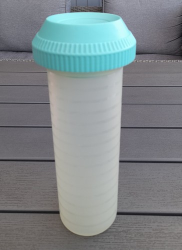 Tupperware mix max shaker - max,