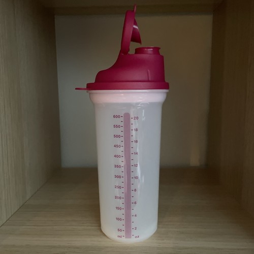 Tupperware mix fix - tupperware, shaker